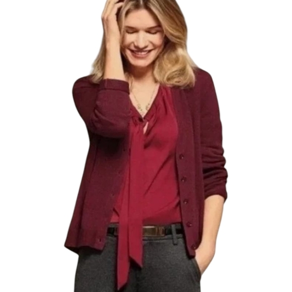 CAbi Deep Red Cardigan The "Catch" Button Down Classic Sweater Sz M - Picture 7 of 10